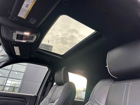 Used 2024 RAM 3500 Limited image 23