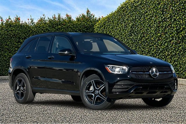Used 2022 Mercedes-Benz GLC 300 4MATIC image 2