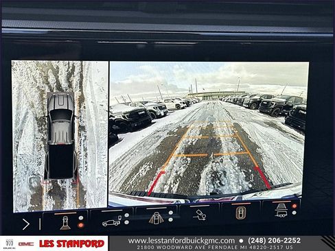 Used 2024 GMC Sierra 3500 Denali image 29
