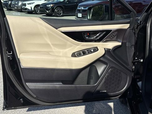 Used 2025 Subaru Legacy Limited w/ Popular Package #3 image 21