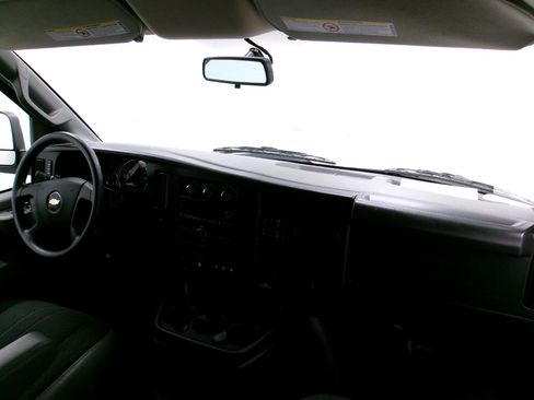 Certified 2024 Chevrolet Express 2500 w/ Driver Convenience Package image 3