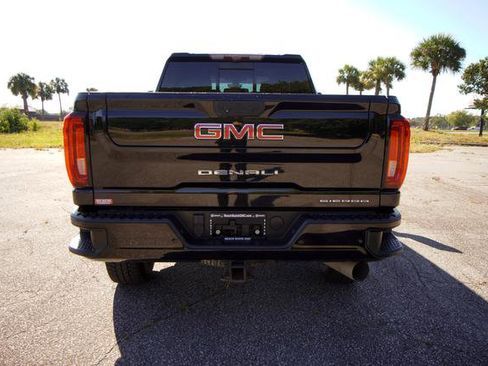Used 2020 GMC Sierra 2500 Denali w/ Denali Ultimate Package image 4