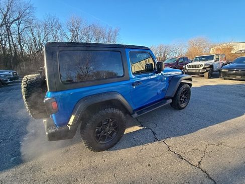 Used 2024 Jeep Wrangler Sport S image 8