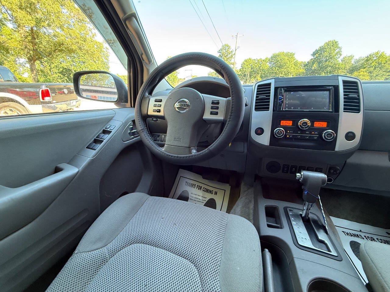 Used 2017 Nissan Frontier SV w/ SV Value Truck Package RWD image 29