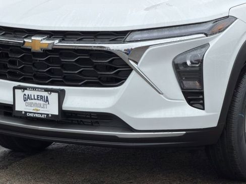 New 2026 Chevrolet Trax LT image 7