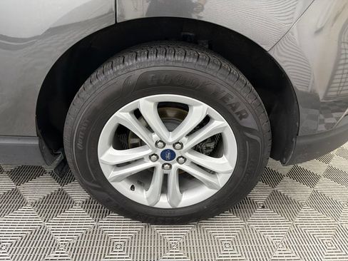 Used 2020 Ford Edge SEL w/ Convenience Package FWD image 21