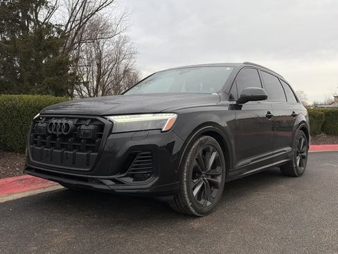 Used 2025 Audi Q7 3.0T Prestige image 11