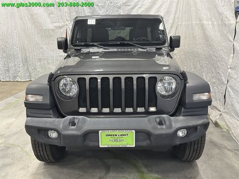 Used 2018 Jeep Wrangler Unlimited Sport S AWD/4WD image 19