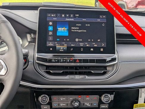 New 2026 Jeep Compass Latitude image 16