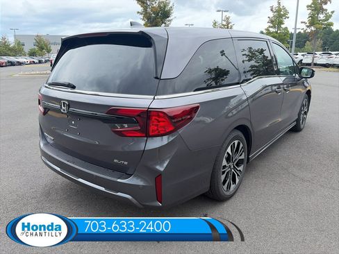 New 2027 Honda Odyssey Elite image 7
