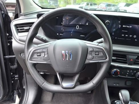 Used 2024 Buick Encore GX Sport Touring AWD/4WD image 19