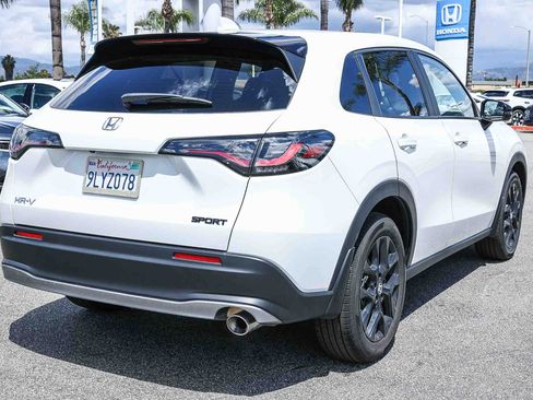 Used 2024 Honda HR-V Sport image 7