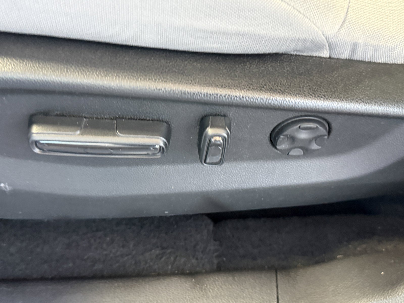 Used 2018 Honda CR-V EX image 25