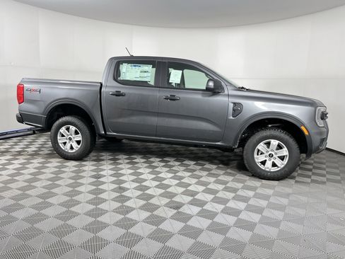 Used 2024 Ford Ranger XL image 6