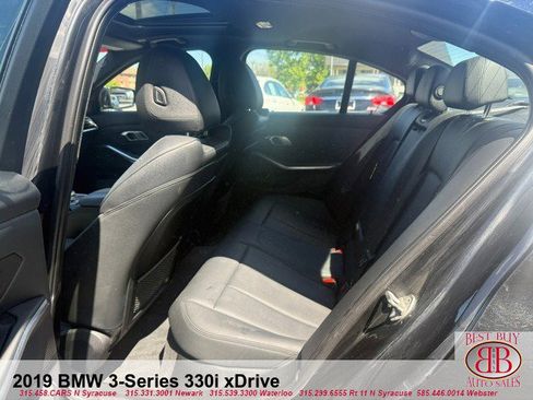 Used 2019 BMW 330i xDrive Sedan w/ Premium Package AWD/4WD image 12