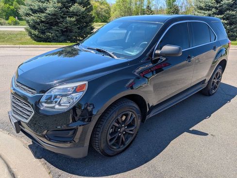 Used 2017 Chevrolet Equinox LS AWD/4WD image 5