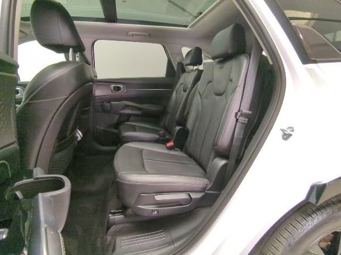 Used 2023 Kia Sorento SX FWD image 30