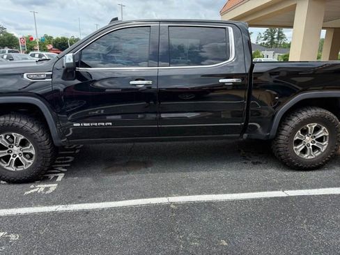 Used 2019 GMC Sierra 1500 SLT w/ SLT Convenience Package AWD/4WD image 2