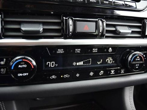 New 2025 Nissan Pathfinder Platinum image 20