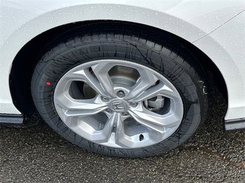 New 2025 Honda Accord LX image 7