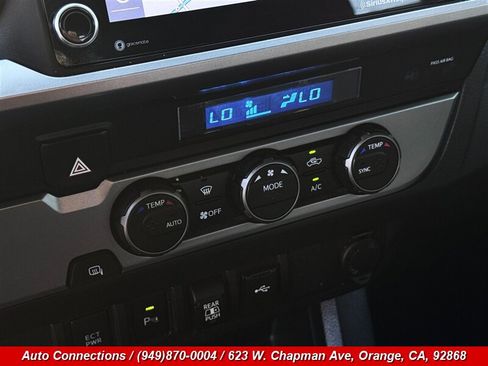 Used 2022 Toyota Tacoma SR5 RWD image 16