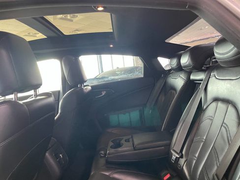 Used 2015 Chrysler 200 S w/ Navigation & Sound Group I image 17