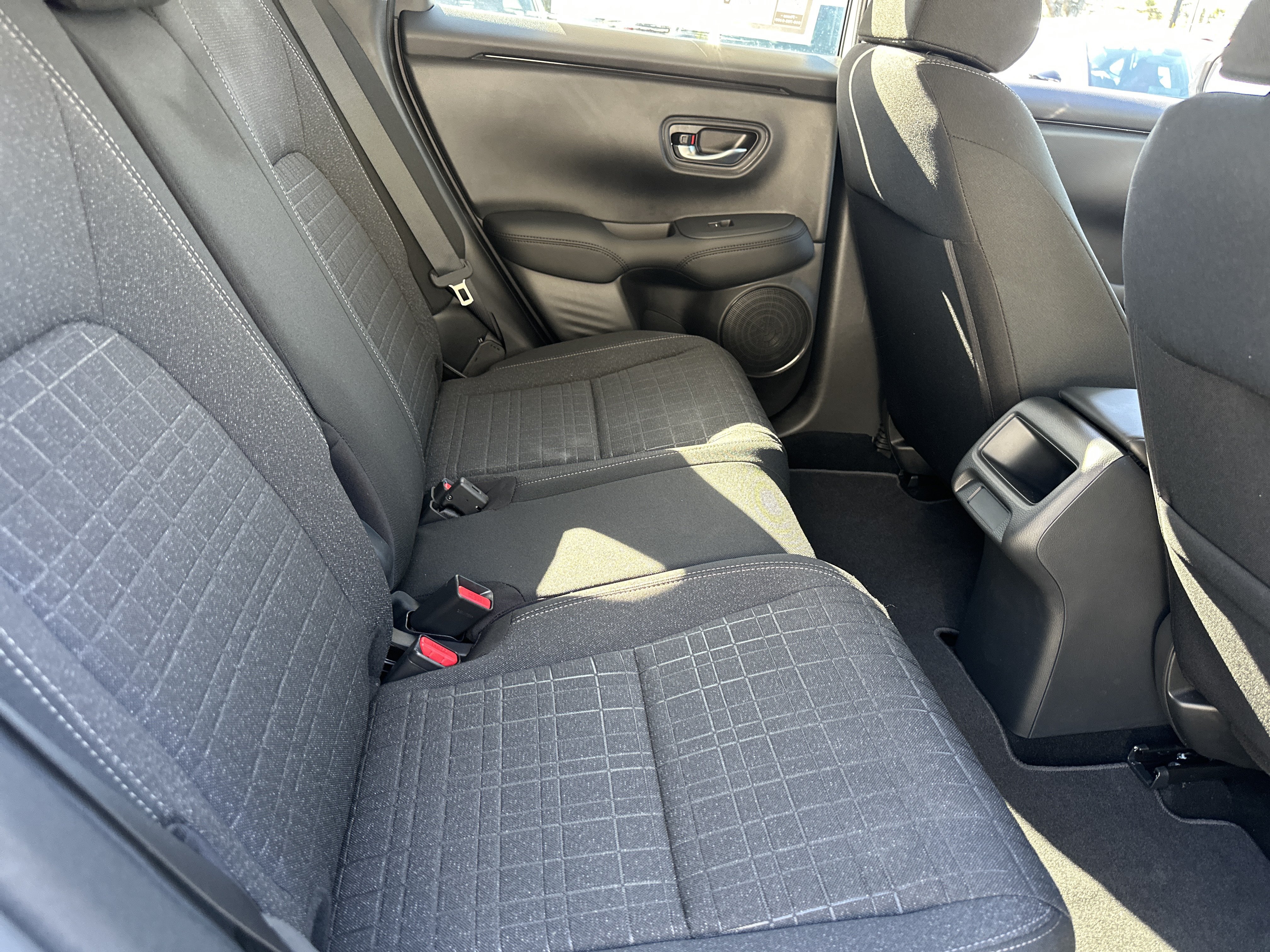 Used 2027 Honda HR-V LX image 14