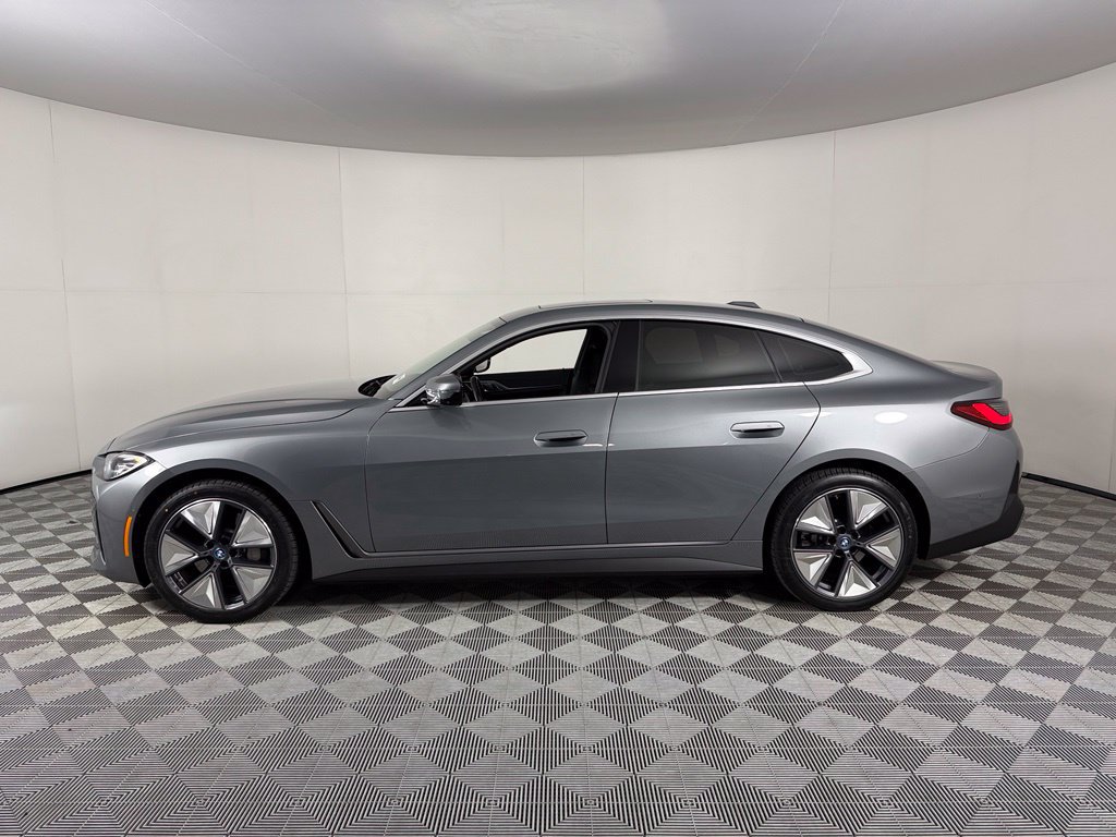 Used 2024 BMW i4 eDrive35 w/ Convenience Package RWD image 10