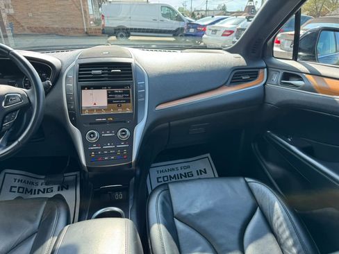 Used 2019 Lincoln MKC Reserve w/ MKC Climate Package image 46