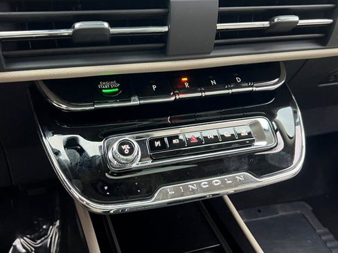 New 2026 Lincoln Corsair Premiere image 19