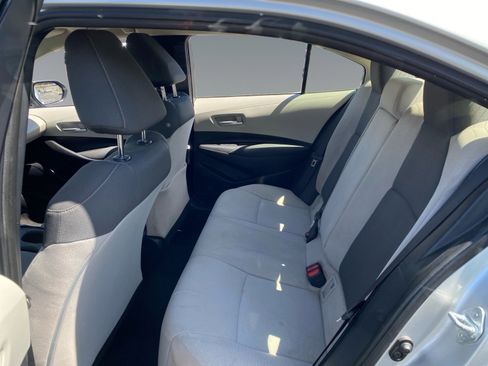 Used 2021 Toyota Corolla LE FWD image 13