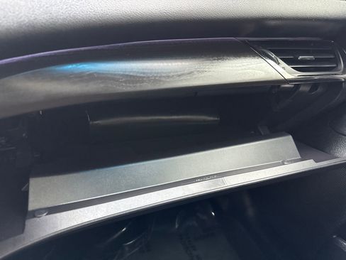 Used 2016 Toyota Avalon Limited FWD image 32