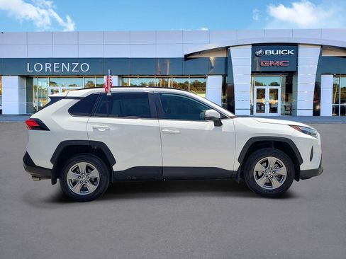 Used 2024 Toyota RAV4 XLE FWD image 4