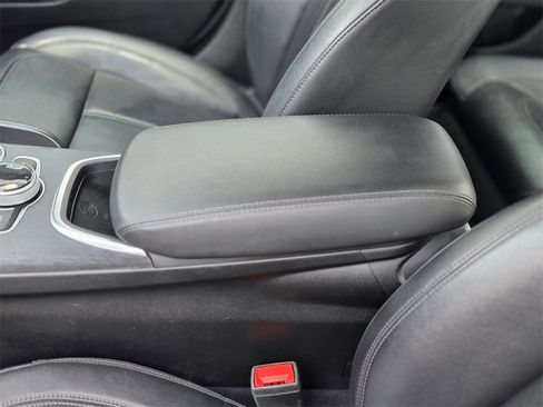 Used 2023 Alfa Romeo Giulia Sprint image 8