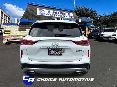 Used 2019 INFINITI QX50 Luxe w/ Cargo Package FWD image 7