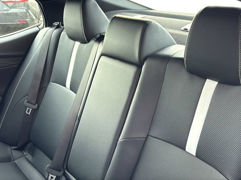 Used 2025 Toyota Camry SE FWD image 23