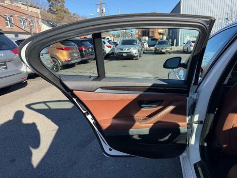 Used 2015 BMW 535i xDrive Sedan image 38