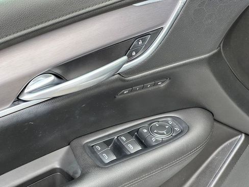 Used 2019 Cadillac XT5 Premium Luxury AWD/4WD image 32