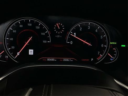Used 2018 BMW 740i xDrive AWD/4WD image 22
