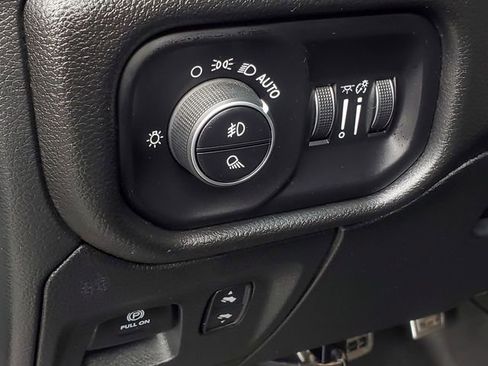 Used 2023 RAM 1500 Laramie AWD/4WD image 20