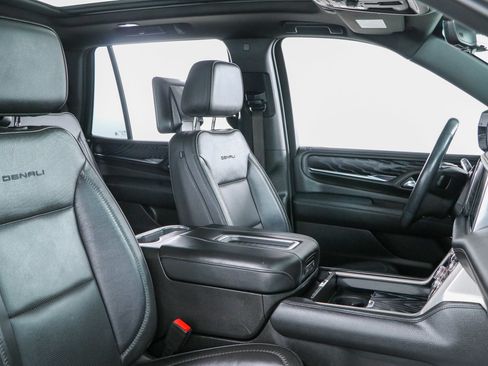 Used 2023 GMC Yukon Denali w/ Denali Reserve Package AWD/4WD image 32