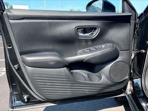 Used 2024 Honda HR-V Sport image 21