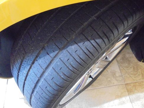 Used 2007 Pontiac Solstice Convertible RWD image 24