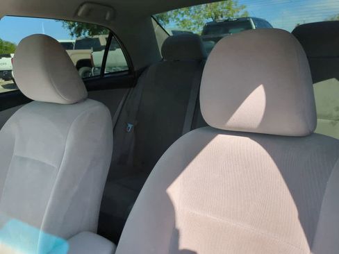 Used 2011 Toyota Corolla LE image 8