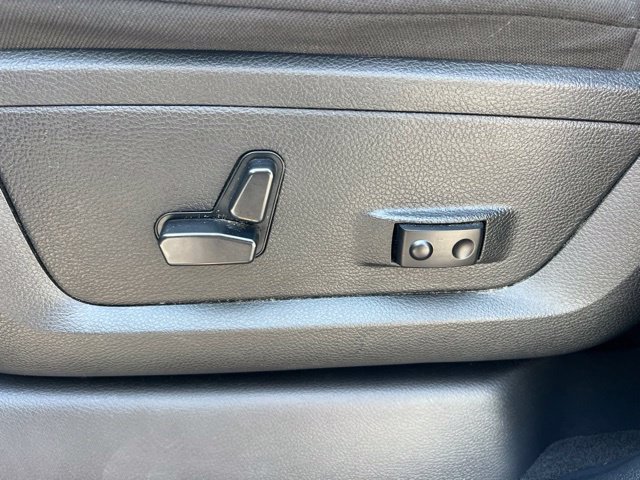 Used 2024 RAM 2500 Big Horn AWD/4WD image 26