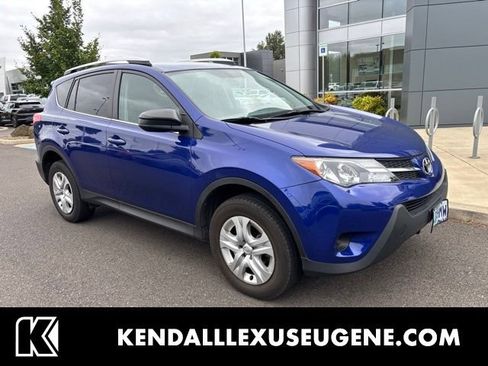 Used 2015 Toyota RAV4 LE AWD/4WD image 1