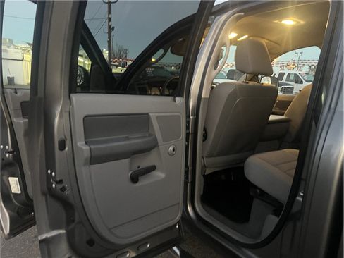 Used 2007 Dodge Ram 1500 Truck SLT w/ Quad Cab Big Horn Value Group image 9