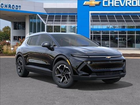 New 2026 Chevrolet Equinox EV LT image 7