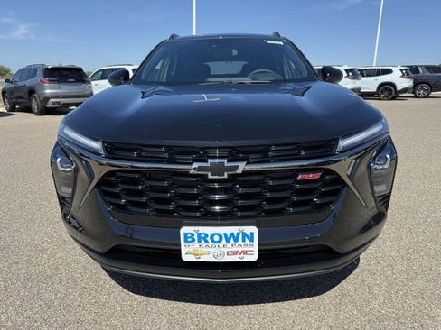 New 2026 Chevrolet Trax RS image 4