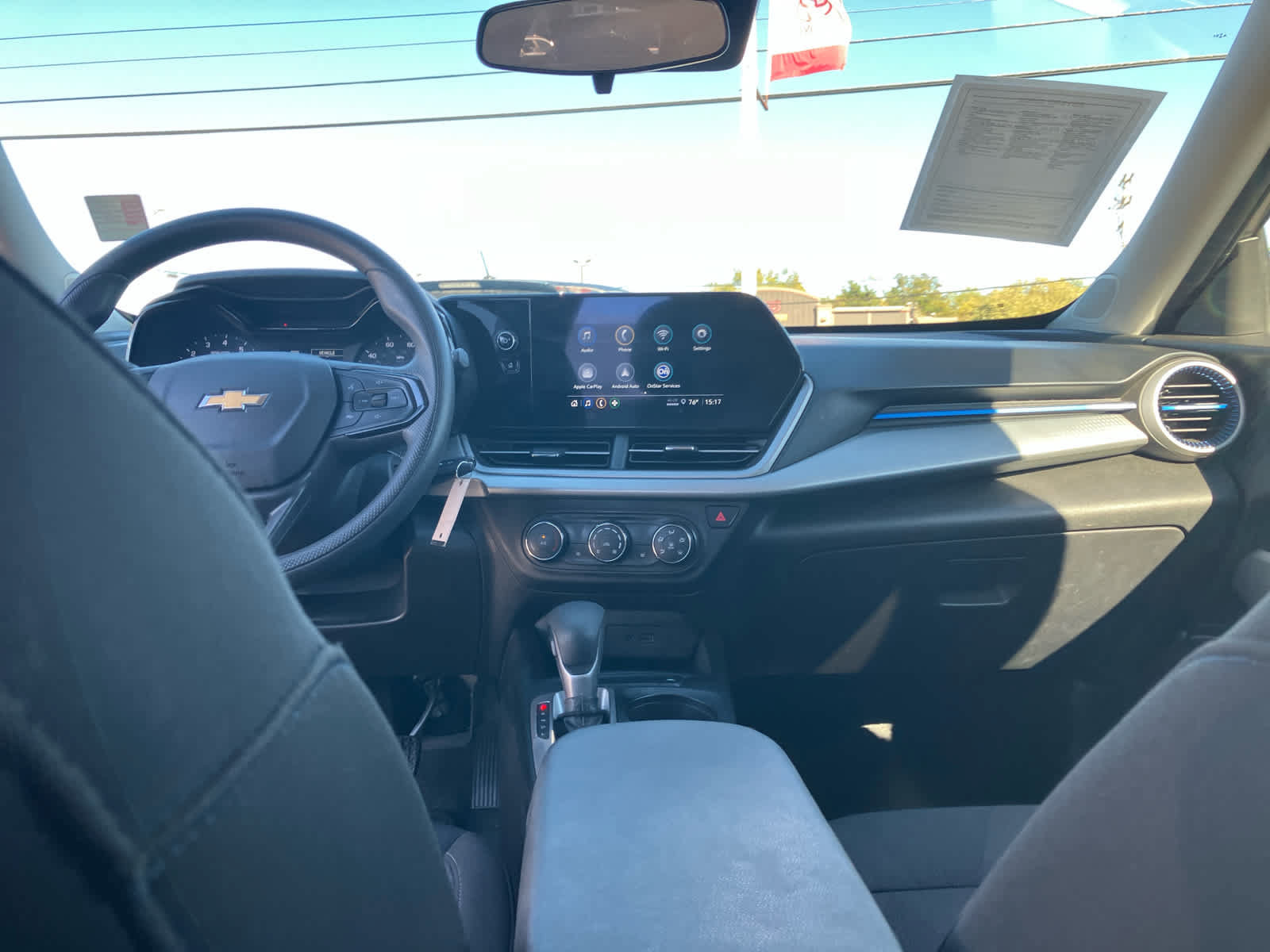 Used 2025 Chevrolet Trax LS w/ LS Convenience Package FWD image 27